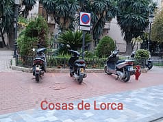 Estacionamiento de motos: Lorca a la zaga de Zaragoza en infraestructura y normativa. Beneficios de la moto y Propuestas