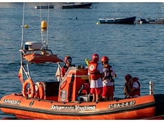 Fallece un hombre de 54 años en la playa de Puntas de Calnegre pese a los intentos de reanimación