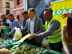 El alcalde reivindica a los agricultores lorquinos como «auténtica Marca España porque crean empleo y producen los alimentos más seguros y de mayor calidad de todo el mundo el alcalde reivindica a los agricultores lorquinos como auténtica marca españa porque crean empleo y producen los alimentos más seguros y de mayor calidad de todo el mundo