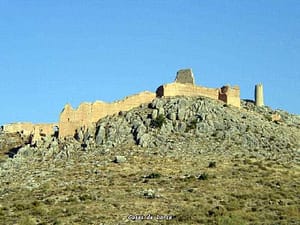 muros-del-castillo-xiquena