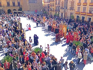 PROCESION 02