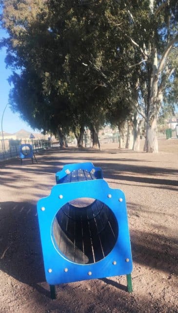 IU Exige la protección de los eucaliptos históricos del parque canino de Santa Clara antes de inaugurarlo