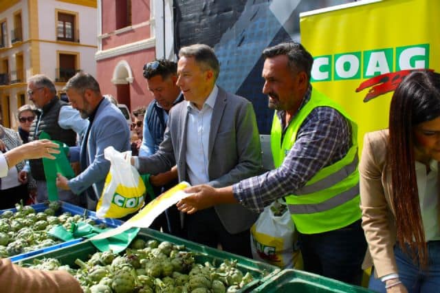 el alcalde reivindica a los agricultores lorquinos como auténtica marca españa porque crean empleo y producen los alimentos más seguros y de mayor calidad de todo el mundo el alcalde reivindica a los agricultores lorquinos como auténtica marca españa porque crean empleo y producen los alimentos más seguros y de mayor calidad de todo el mundo