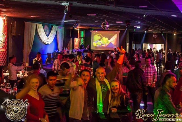 SALA VIP CARAMELO NOCHE DE FIESTA
