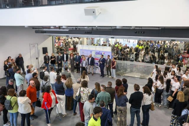 lorca subraya su liderazgo en formación profesional celebrando la iv edición de la feria de empleo, que conecta a más de 1.300 estudiantes con un centenar de empresas2 lorca subraya su liderazgo en formación profesional celebrando la iv edición de la feria de empleo, que conecta a más de 1.300 estudiantes con un centenar de empresas2