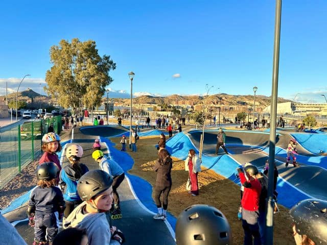 El alcalde de Lorca inaugura el primer Centro de Deportes Urbanos (CEDU) al aire libre de la Región de Murcia junto a la Ronda Central